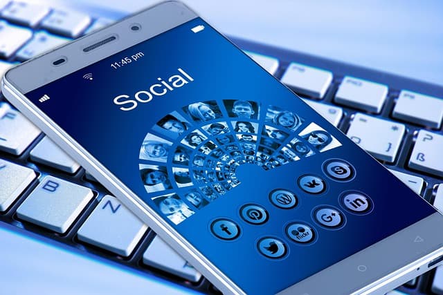 SocialFi: How Blockchain-Based Social Networks Are Changing Content Monetization